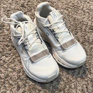 On Running Women’s White and Gray Sneakers